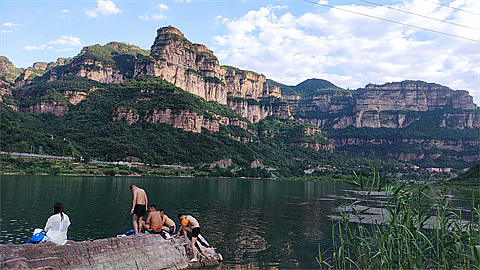 1715702248868279.jpg 95ddcf6f783f27e8b41e44df70ede78.jpg